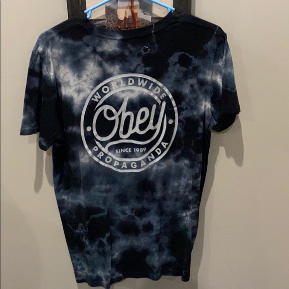 t-shirt - Picture 2 of 2